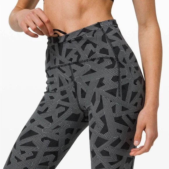 Lululemon Swift Speed High-Rise Tight - Picture 5 of 7